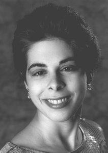 Amira Acre, piano