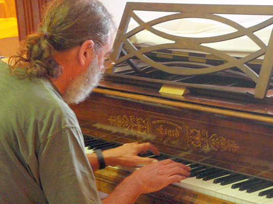 Mark Alexander, piano