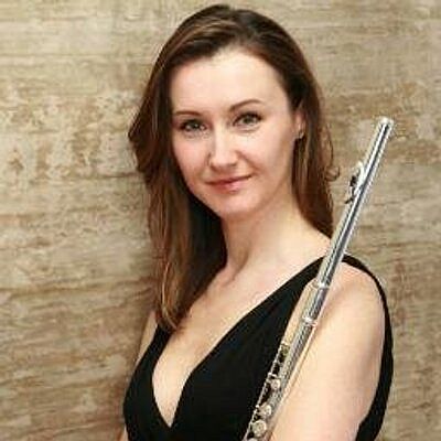 Elzbieta Brandys, flute