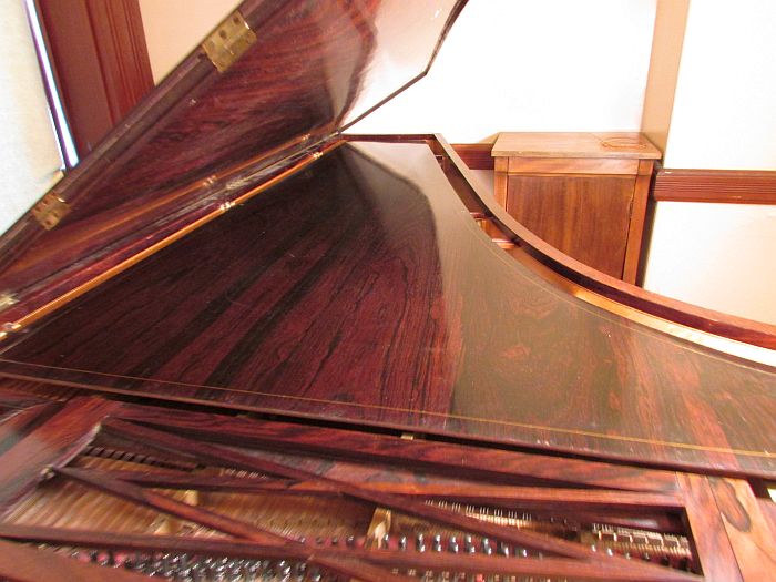 1836 Erard, view of dust lid